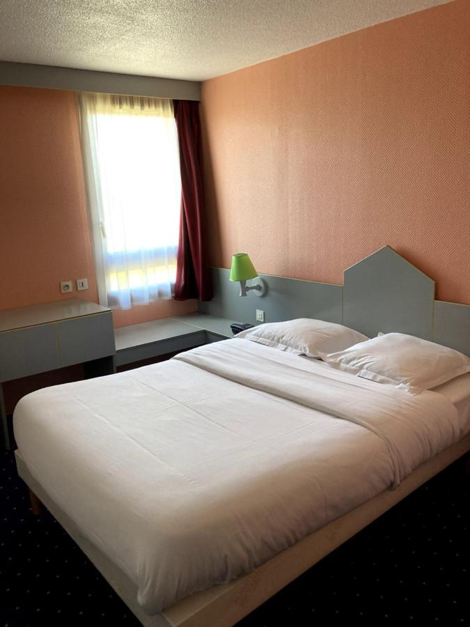 Brit Hotel Essentiel Moulins Avermes المظهر الخارجي الصورة