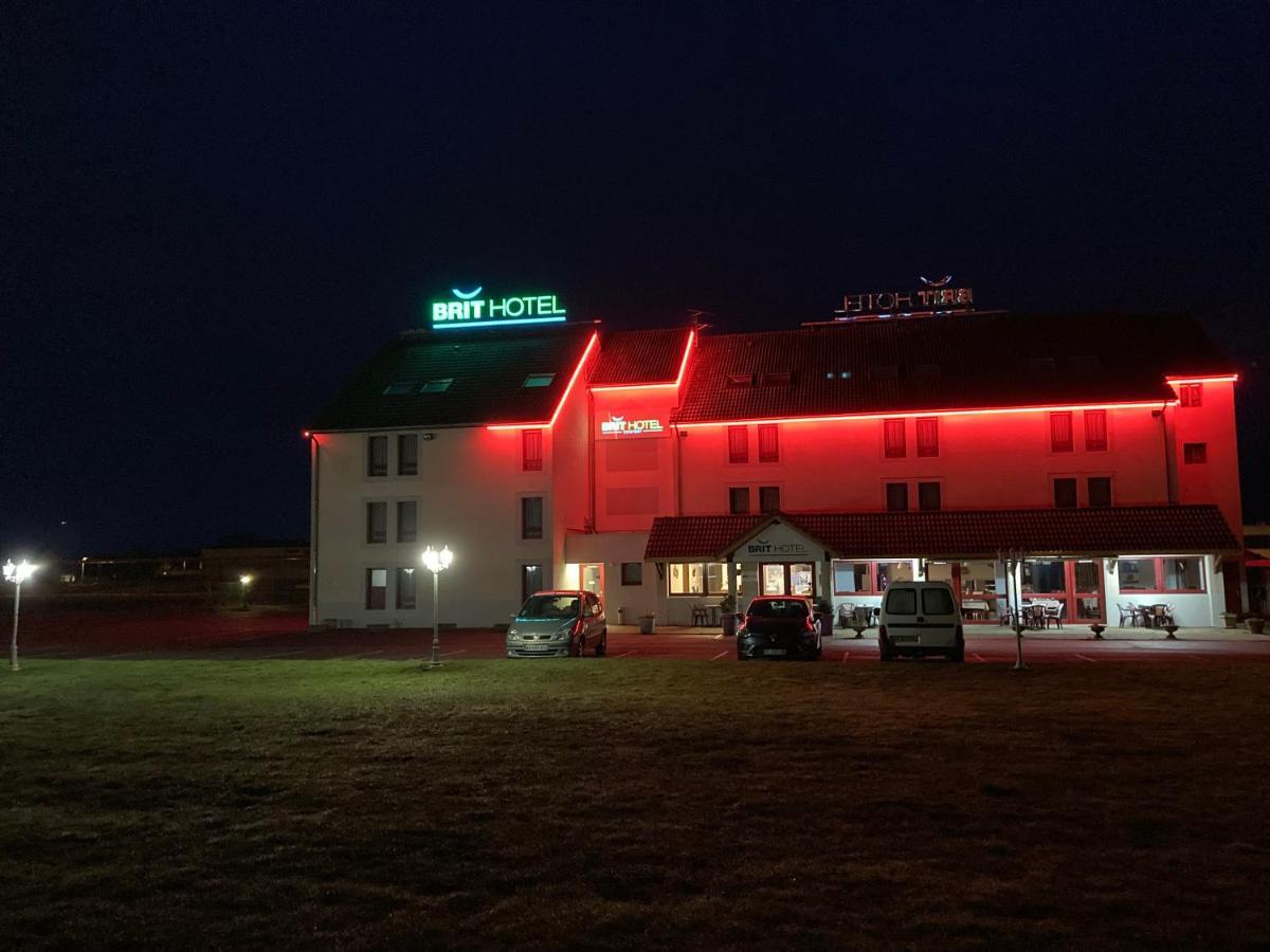 Brit Hotel Essentiel Moulins Avermes المظهر الخارجي الصورة